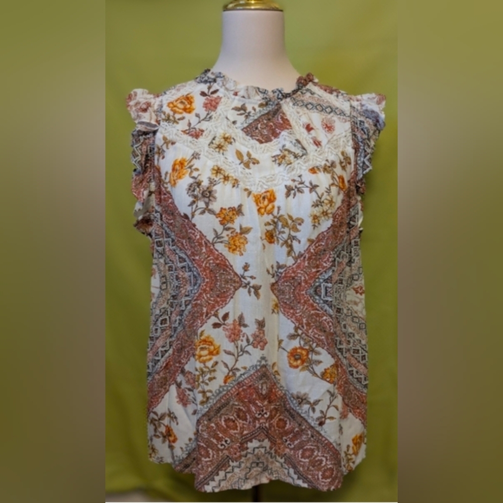 $7 💵 Good Hart Boho Floral Print Women's Top